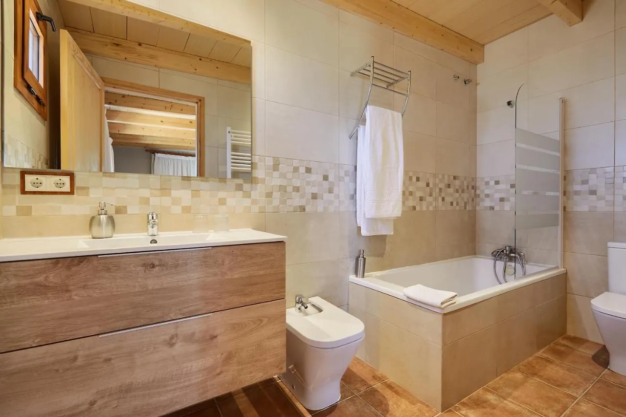 Country house Can Barnosell - Els Masos D'En Coll Llavia