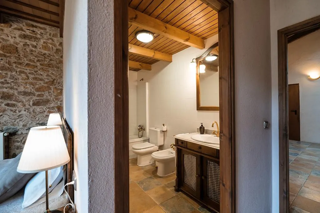 Country house Can Barnosell - Els Masos D'En Coll Llavia