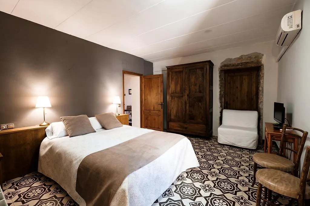 Country house Can Barnosell - Els Masos D'En Coll Llavia